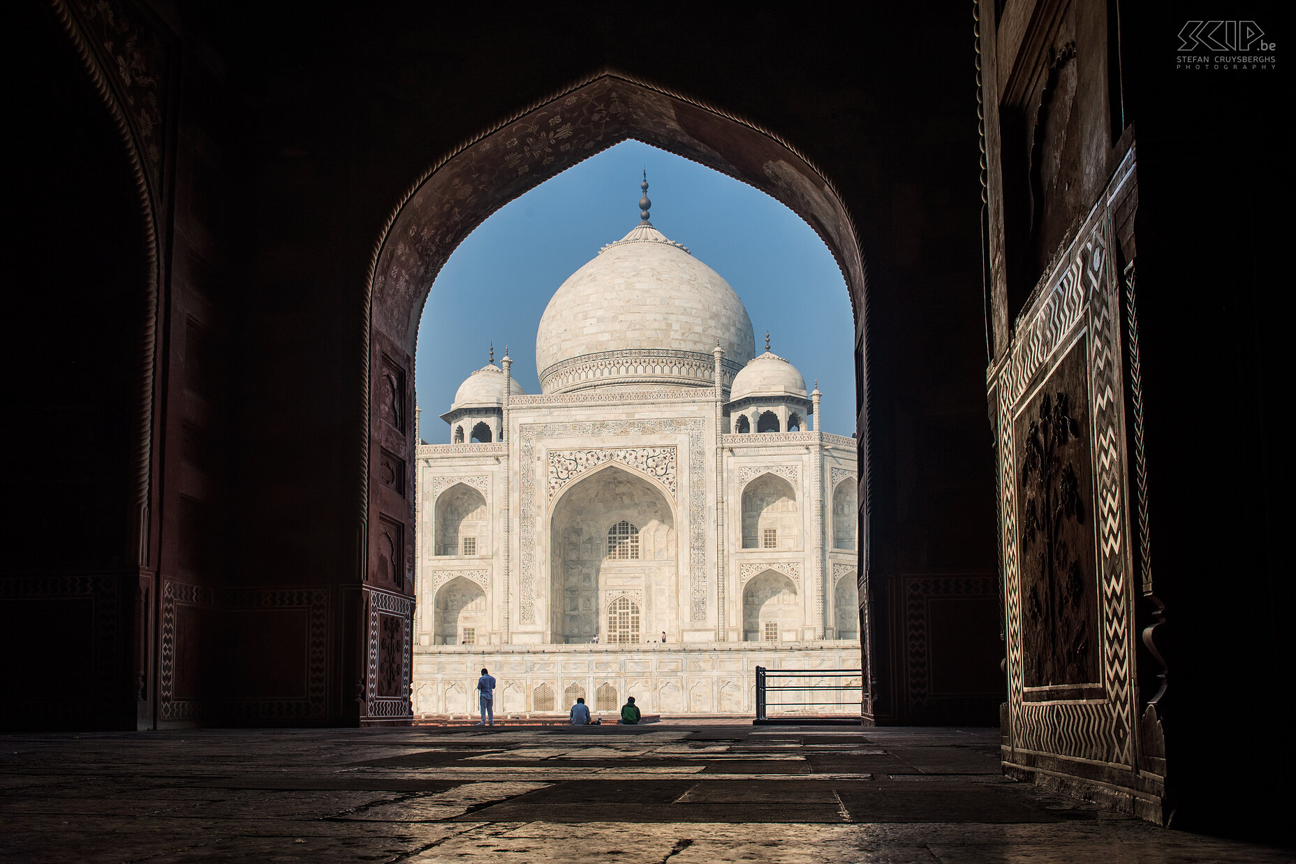 Agra - Taj Mahal A view on the beautiful Taj Mahal from the The Jawab (Guest house). This is the building on the east side of the mausoleum resembling the Mosque (Naqqar Khana) on the opposite site. The central white domed marble mausoleum with its 4 minarets is one of the finest examples of Mughal architecture. Stefan Cruysberghs